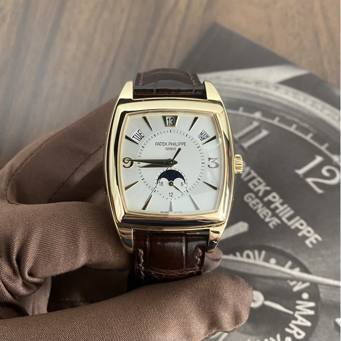 Patek Philippe Gondolo 5135J Like New