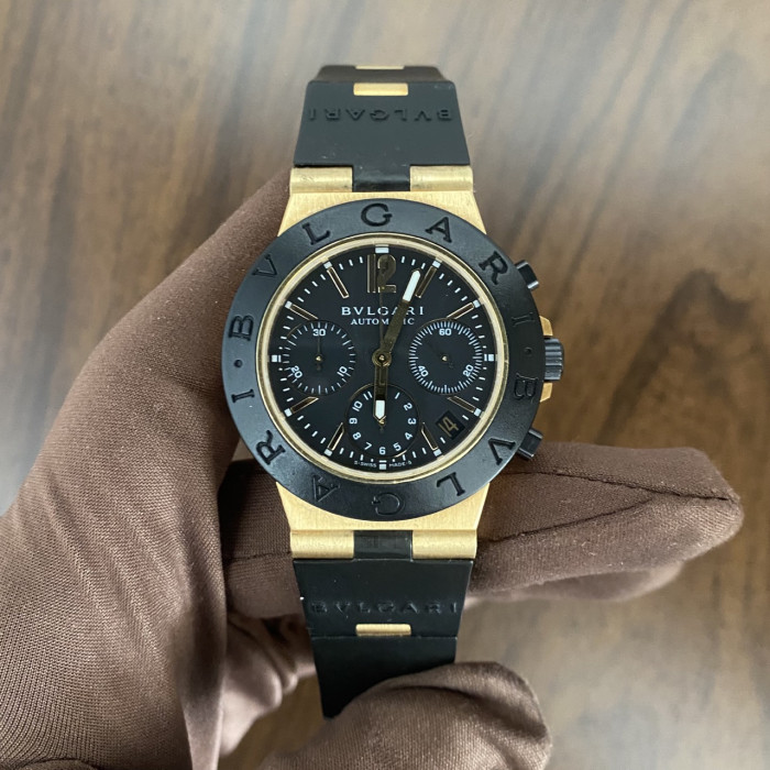 Bulgari Diagono Chrono 18K Gold Like New