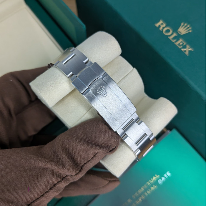 Rolex Oyster Perpetual 34mm Lavender Dial
