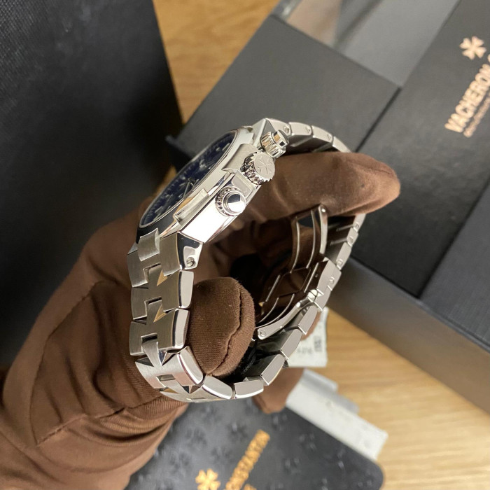 Vacheron Constantin Overseas Chronograph Blue Dial Box and Paper