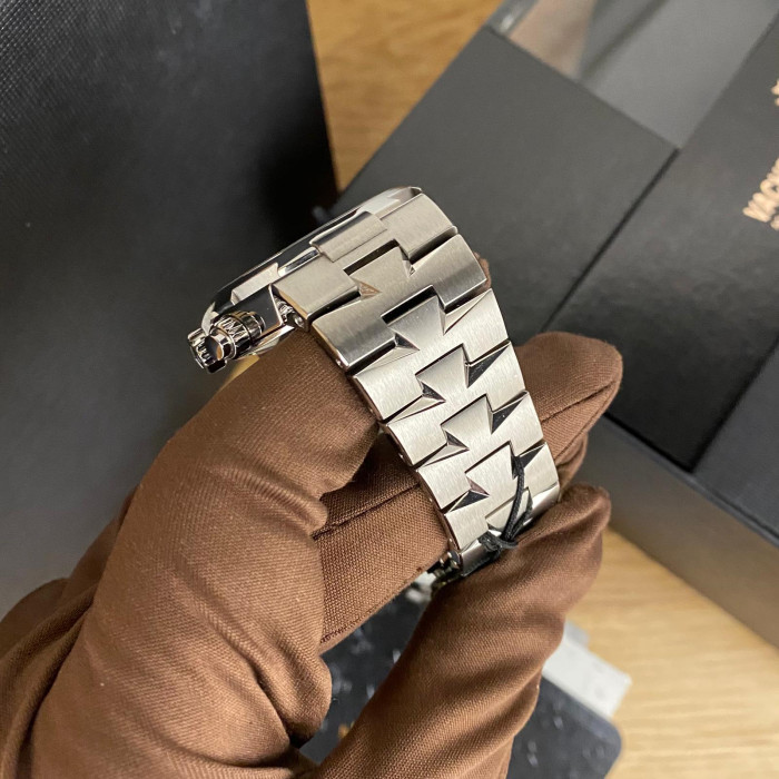 Vacheron Constantin Overseas Chronograph Blue Dial Box and Paper
