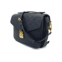 Louis Vuitton monogram empreinte pochette metis MM M41487