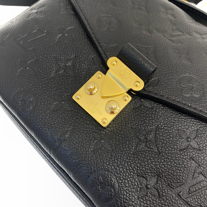 Louis Vuitton monogram empreinte pochette metis MM M41487