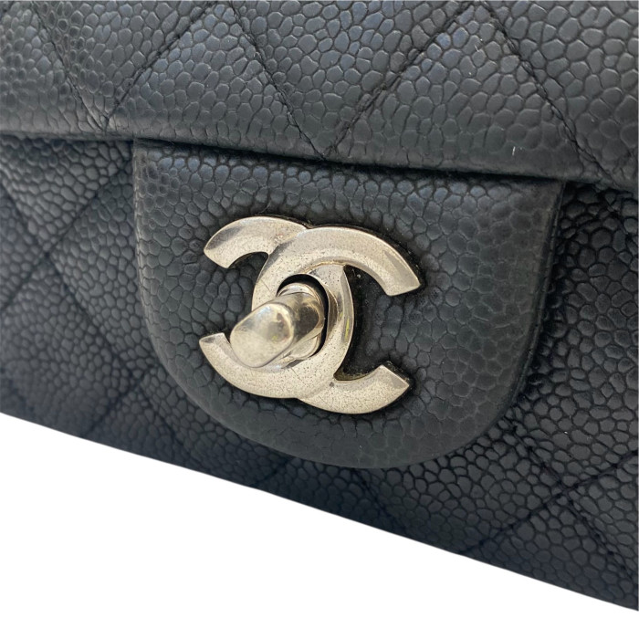 Chanel Mini Matelasse 20 Caviar Skin Single Flap Single Chain Bag Black Gold Metal Fittings