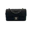 Chanel Mini Matelasse 20 Caviar Skin Single Flap Single Chain Bag Black Gold Metal Fittings