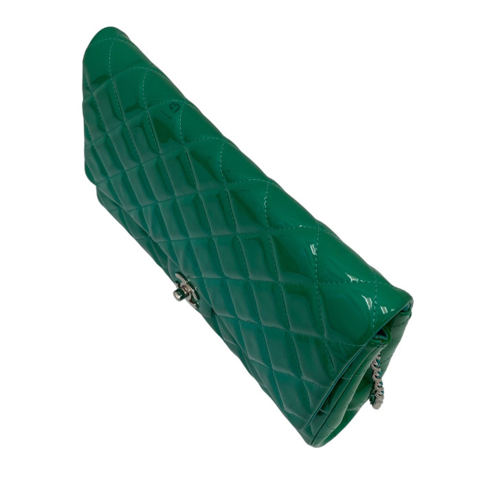 Chanel Matelasse Patent Leather Chain Shoulder Bag Green Silver Metal Fittings