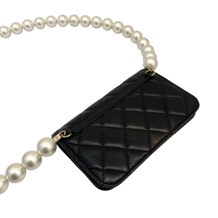 Chanel Matelasse Lambskin Chain Wallet Pearl Black Gold Metal Fittings