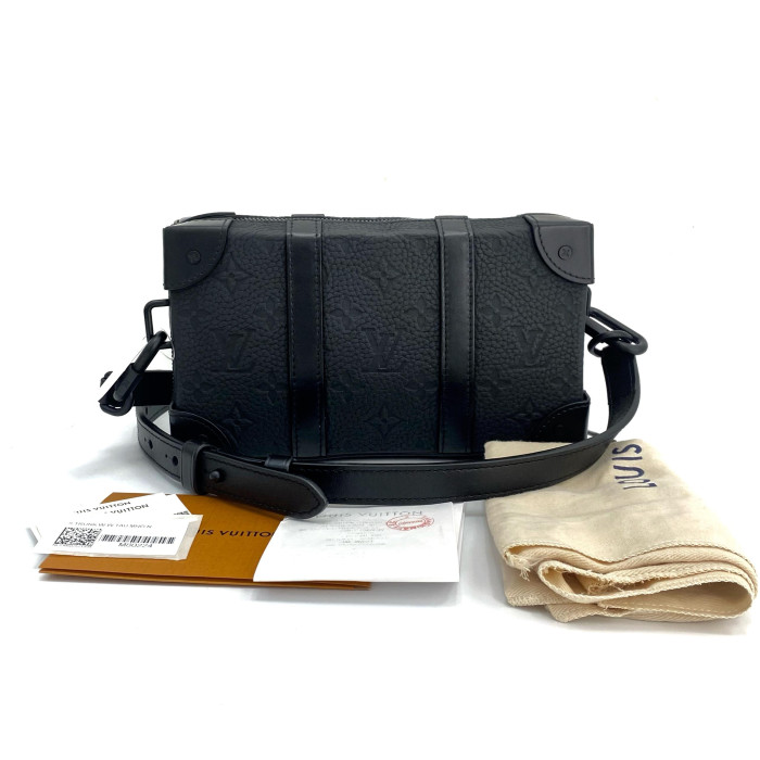Louis Vuitton Taurillon Monogram soft trunk wallet M80224 Black