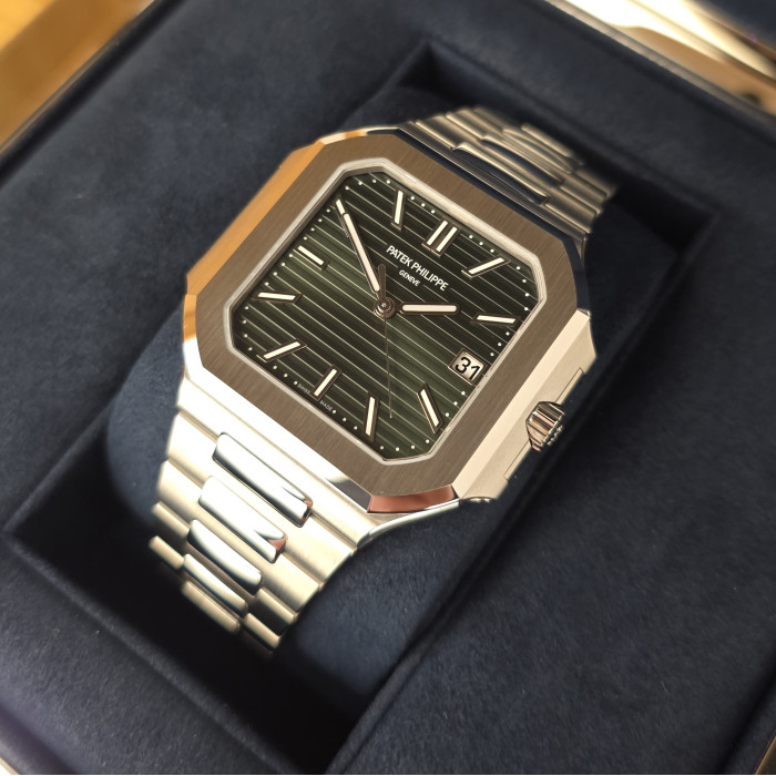 Patek Philippe Cubitus 5821/1A Green Dial Brand New 2026 Full Set