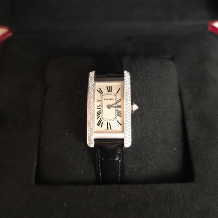 Cartier Tank Américaine 2489 White Gold Dial Like New Service 2026