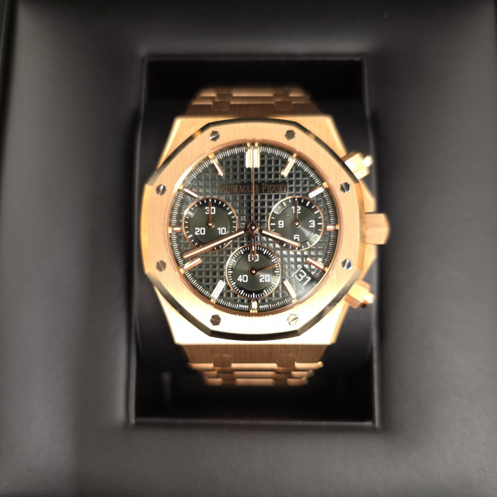 Audemars Piguet Royal Oak Chronograph Rose Goldl 26240OR.OO.1320OR.04 Perfect Condition Full Set