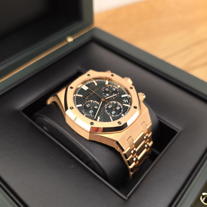 Audemars Piguet Royal Oak Chronograph Rose Goldl 26240OR.OO.1320OR.04 Perfect Condition Full Set