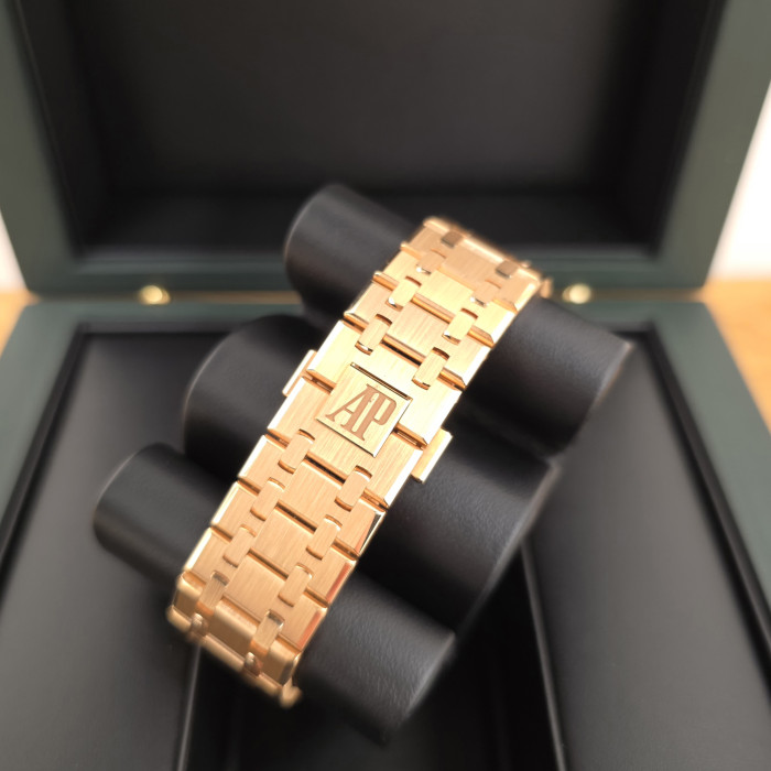 Audemars Piguet Royal Oak Chronograph Rose Goldl 26240OR.OO.1320OR.04 Perfect Condition Full Set