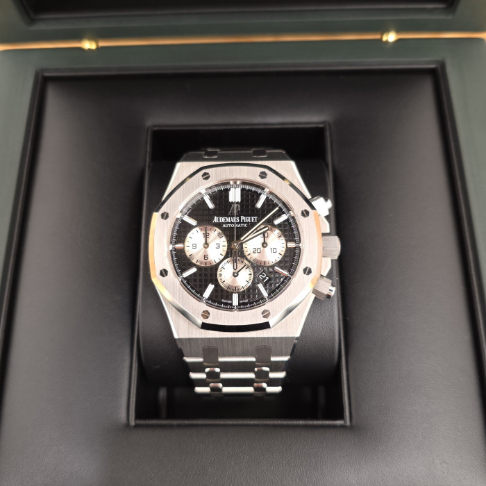 Audemars Piguet Royal Oak Chronograph 26331ST.OO.1220ST.02 Like New Full Set