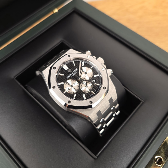 Audemars Piguet Royal Oak Chronograph 26331ST.OO.1220ST.02 Like New Full Set