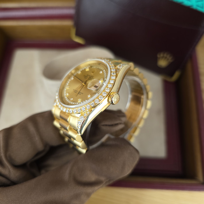 Rolex Day-Date 36 mm 18388 Like New 1995 Full Set