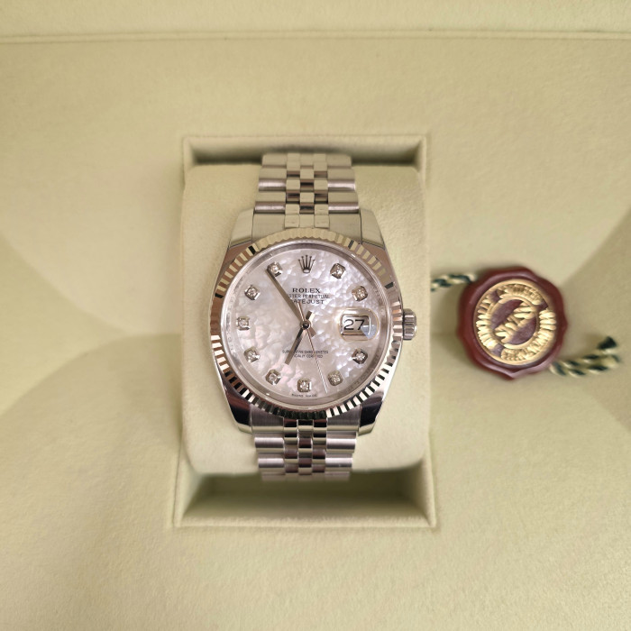 Rolex Datejust 36 Mop dial super Jubilee 116234 Perfect Condition 2013 Full Set