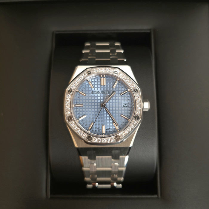 Audemars Piguet Royal Oak Selfwinding Dial ICE and diamond bezel 77451ST.ZZ.1361ST.03 Brand New 2026 Full Set