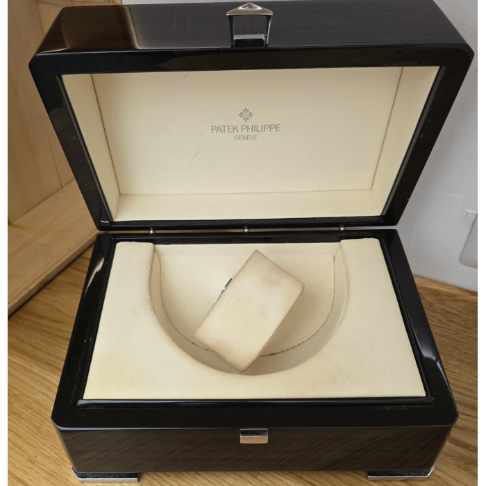 Patek Philippe Perpetual Calendar 5140R-001 2016 Like New Full Set