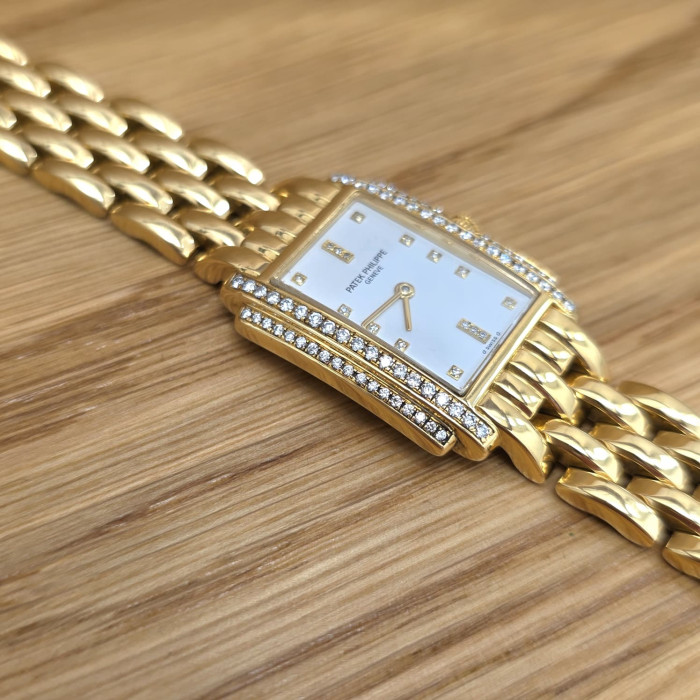 Patek Philippe Gondolo Yellow Gold Ladies 4825/101J Like New
