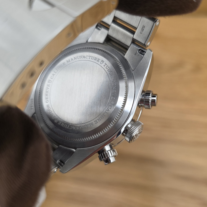 Tudor Black Bay Chrono White Dial 79360N-0002 Like New 2023 Full Set