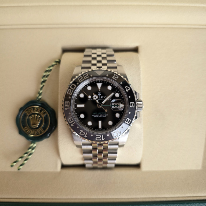 Rolex Gmt Master II Bruce Weyne Jubilee 126710GRNR Full Set