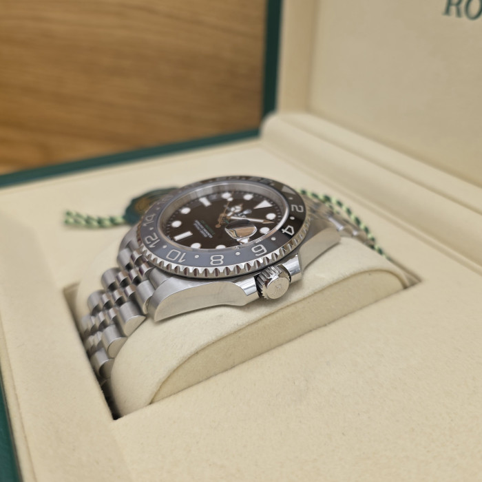 Rolex Gmt Master II Bruce Weyne Jubilee 126710GRNR Full Set