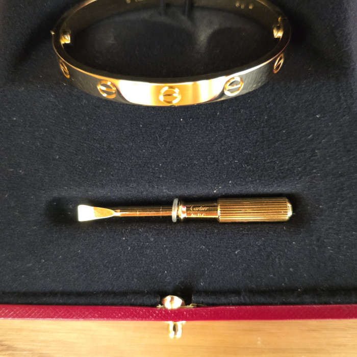 Cartier Bracciale Love modello classico 16 cm Yellow Gold B6067516 Brand New Full Set