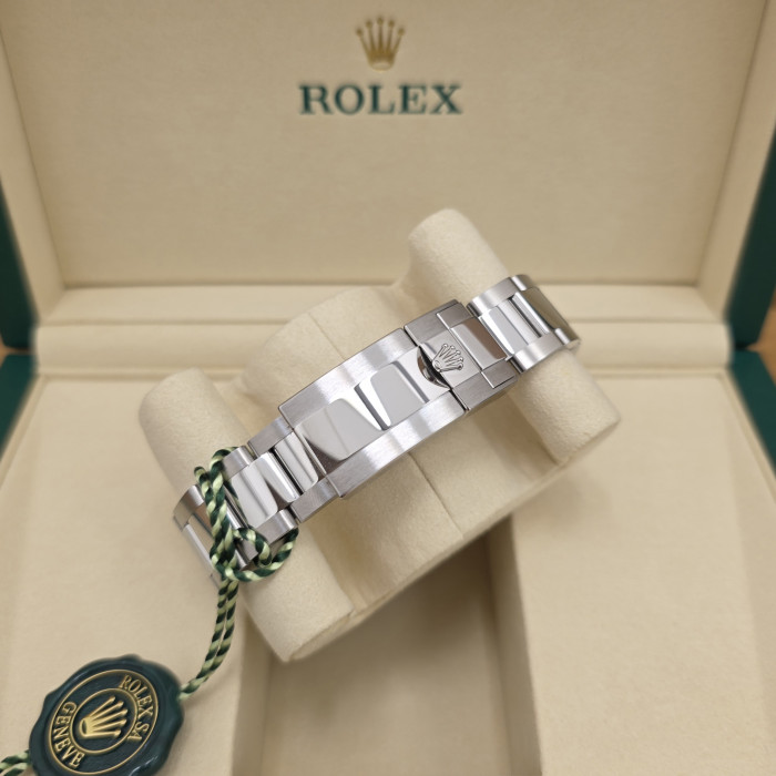 Rolex Daytona Cosmograph White Panda Dial 126500LN Brand New 2026 Full set