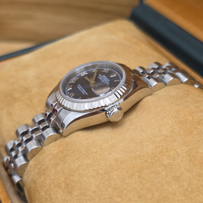 Rolex Lady-Datejust 26 Blu Roman Dial Jubilee 179174 Like New Full Set