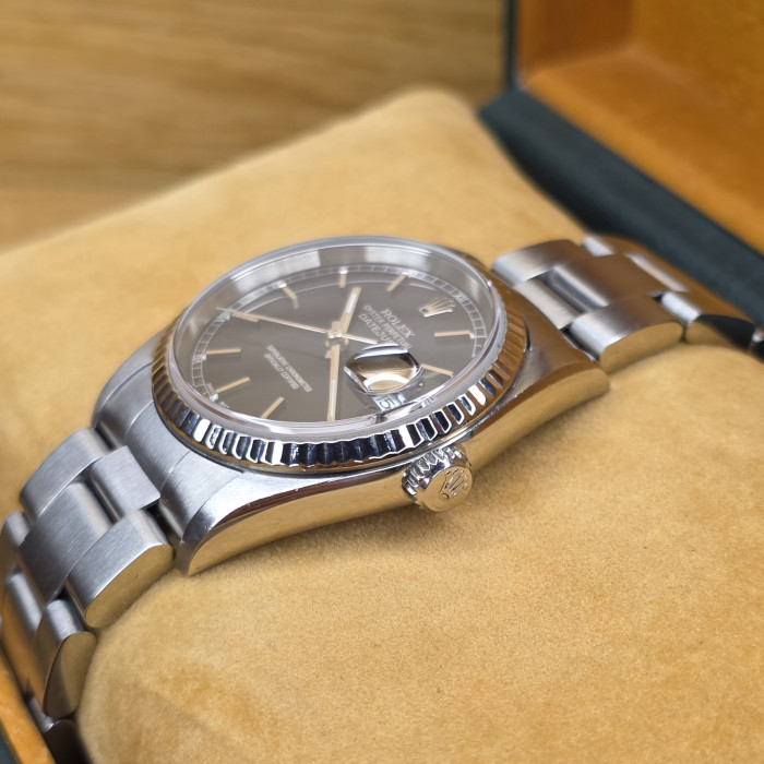 Rolex Datejust 36 Oyster Perpetual 16234 Black Dial Like New Full Set