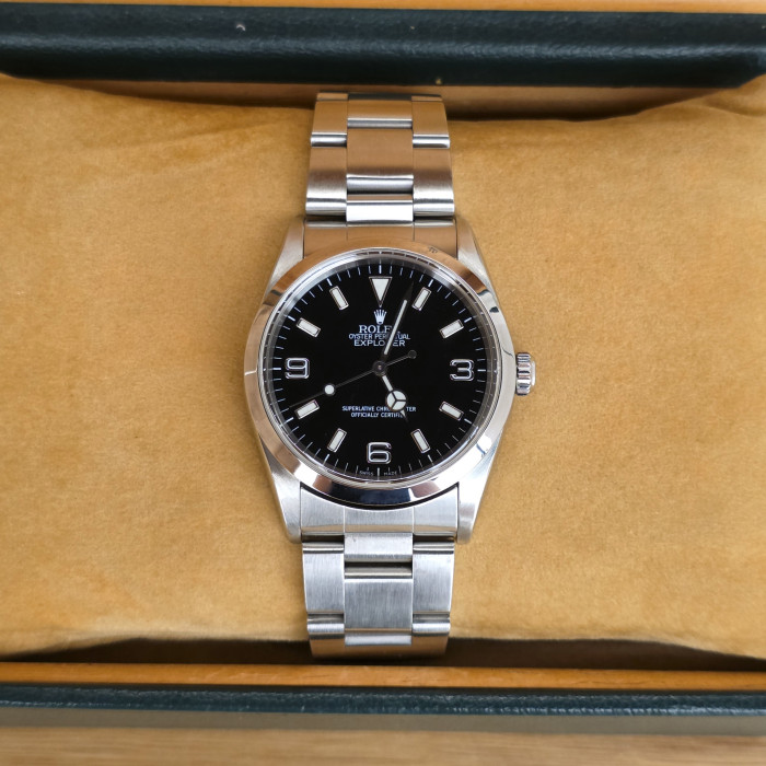 Rolex Explorer Oyster Perpetual Black Dial 14270 Like New Full Set