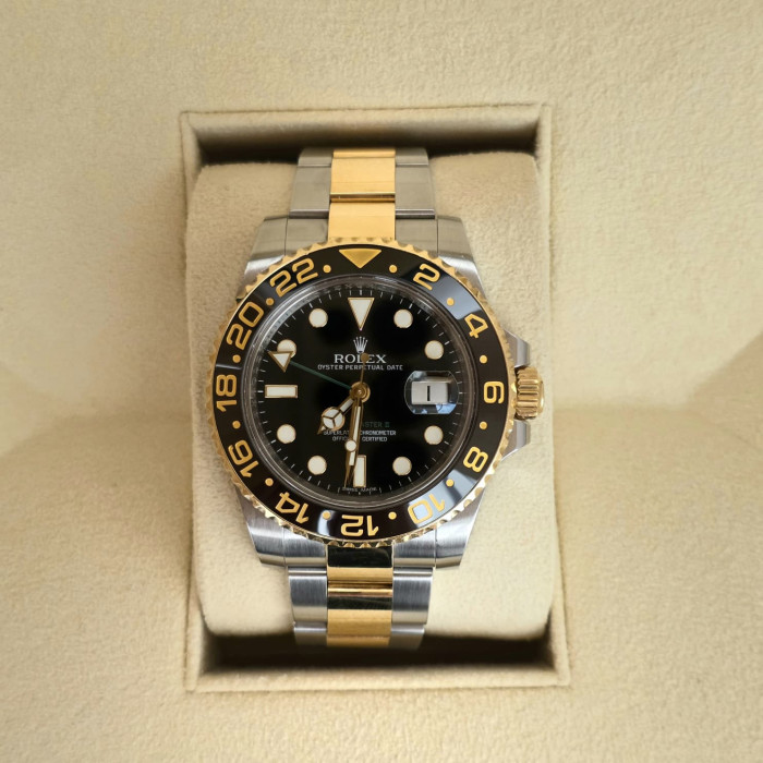 Rolex Gmt - Master II Black Dial 116713LN Like New Full Set