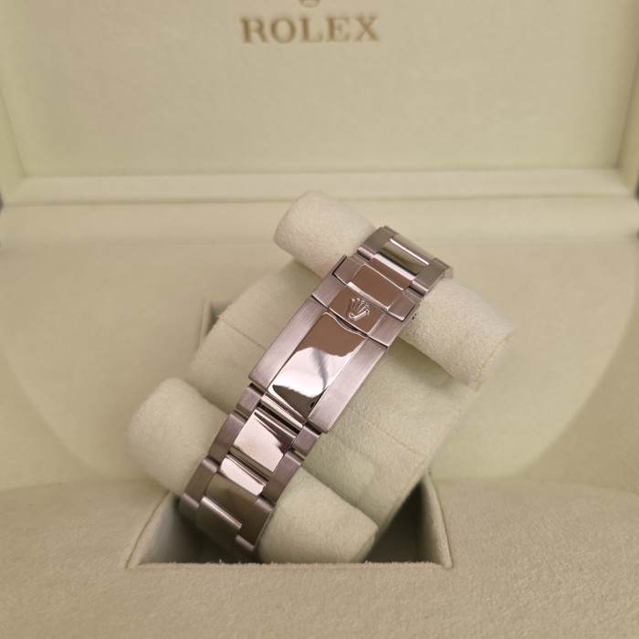Rolex Daytona Racing Dial 116509 Like New Full Set