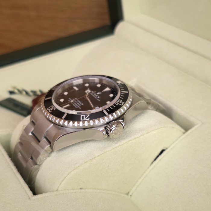 Rolex Sea-Dweller 4000 NOS Brand New Full Stickers with tag and card 16600 Full Set